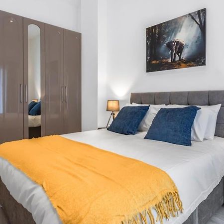 Lovely 1 Bedroom Apartment In Central Woking Exteriör bild